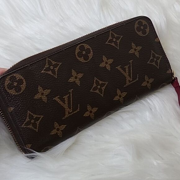 💯 Authentic Louis Vuitton zipped Long Wallet 💯 - Picture 5 of 13